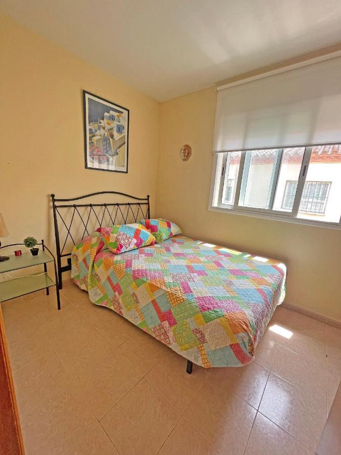 Casa En Vilafortuny Con Barbacoa Piscina Comunitaria Cambrils Exterior foto